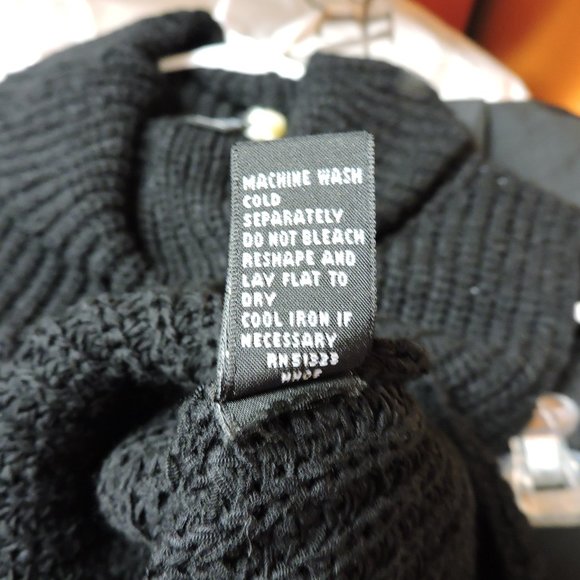 JOSEPHINE CHAUS women's turtle neck, sleeveless, sweater M  blk - Picture 5 of 6